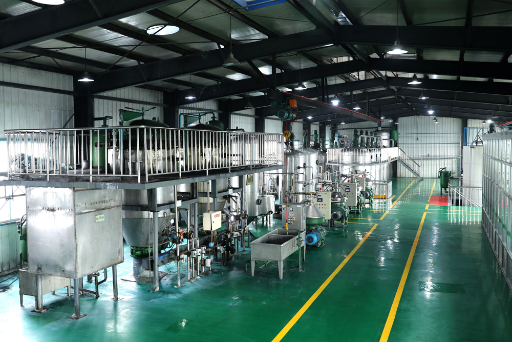 <div align="center">
	<span style="font-size:14px;font-family:Microsoft YaHei;">精煉車間<br />
28道工藝</span> 
</div>